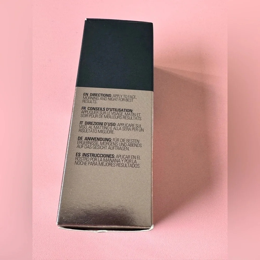 Revolution Niacinamide 15% Blemish & Pore Refining Vegan & Cruelty Free